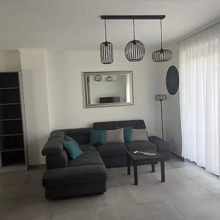 Lux Terrace Residence-balatonlelle *